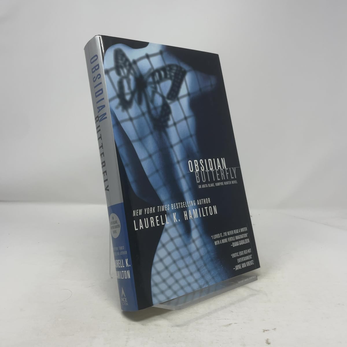 Obsidian Butterfly (An Anita Blake, Vampire Hunter, Book 9)