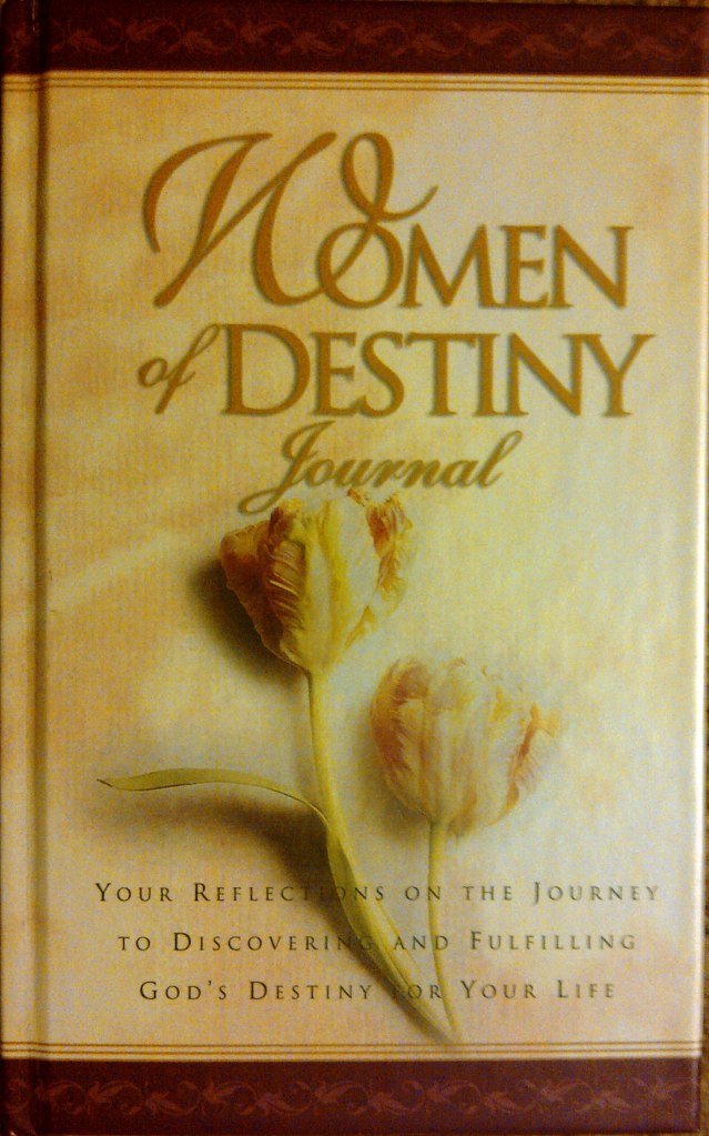 Women of Destiny Bible: Women Mentoring Women Through the Scriptures, New King James Vesion - 2676
