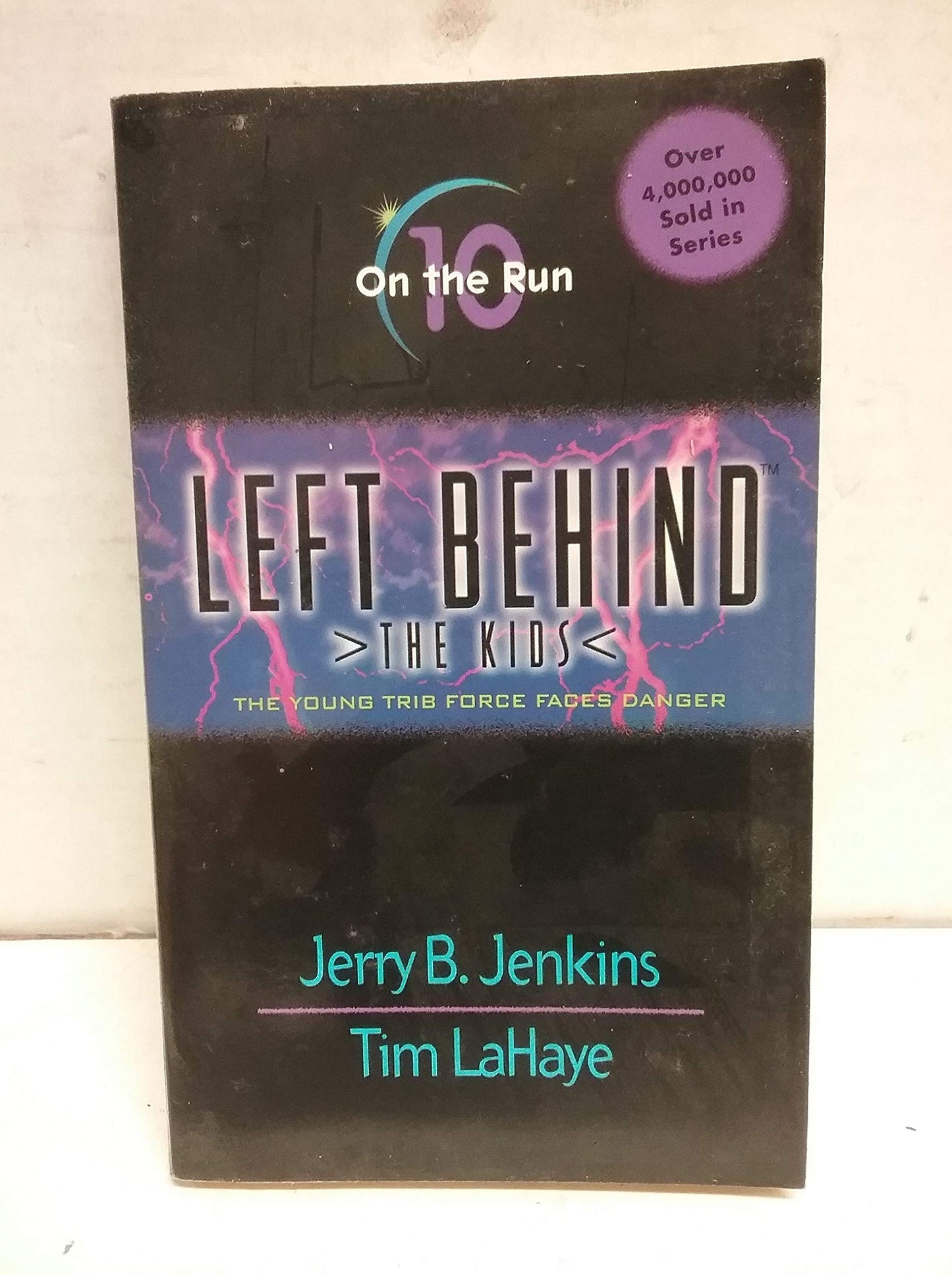 On the Run (Left Behind: The Kids #10)