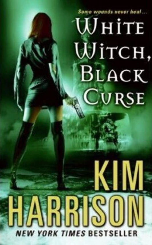 White Witch, Black Curse (The Hollows, Book 7) - 4941