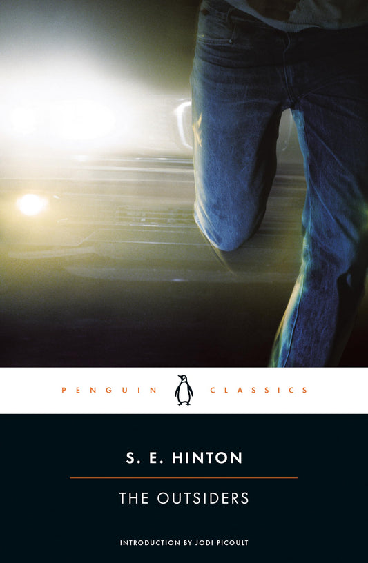 The Outsiders (Penguin Classics) - 6677