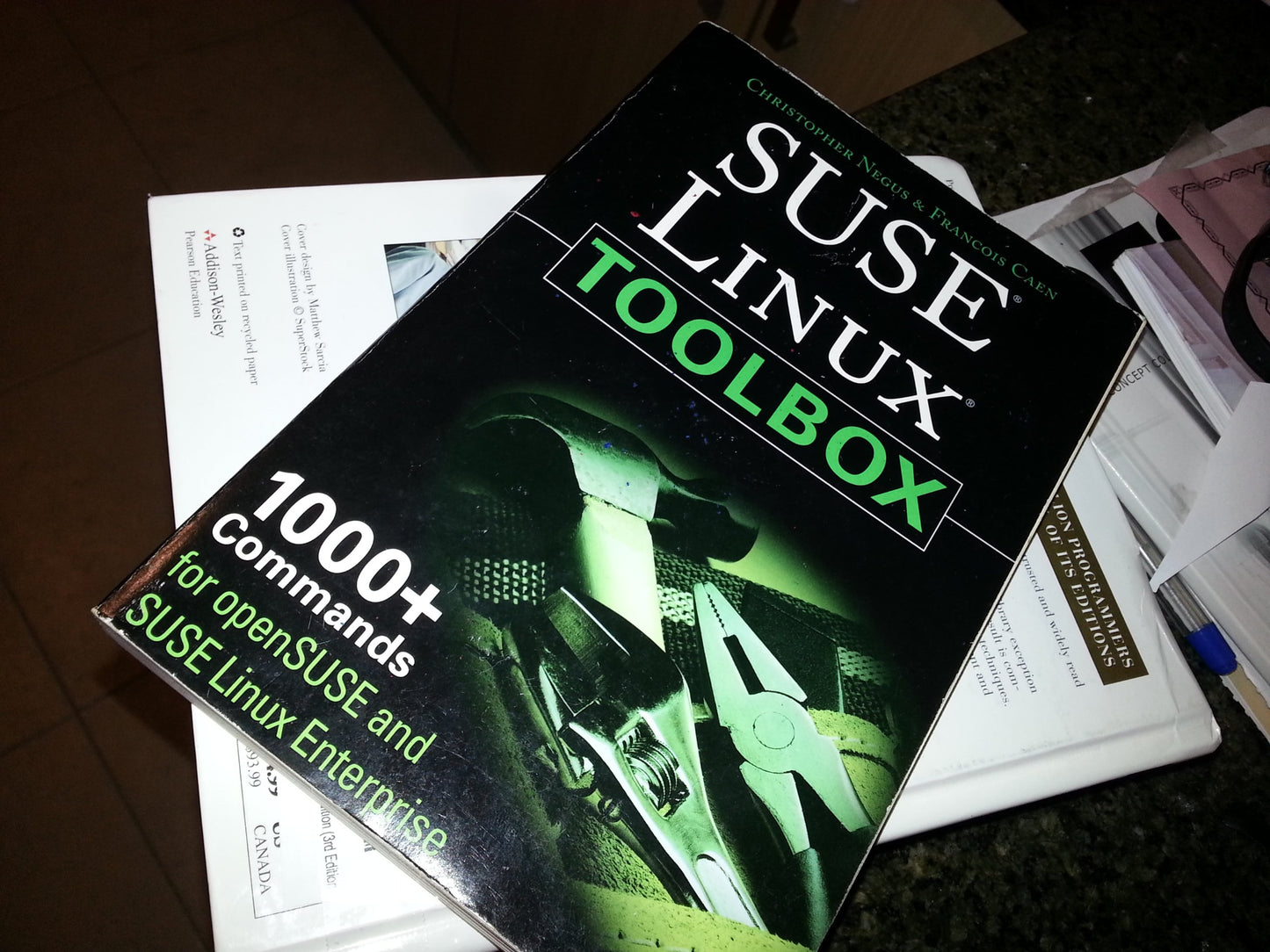 SUSE Linux Toolbox: 1000+ Commands for openSUSE and SUSE Linux Enterprise