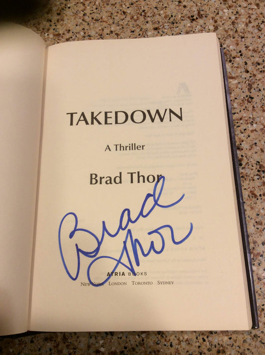 Takedown: A Thriller - 4503