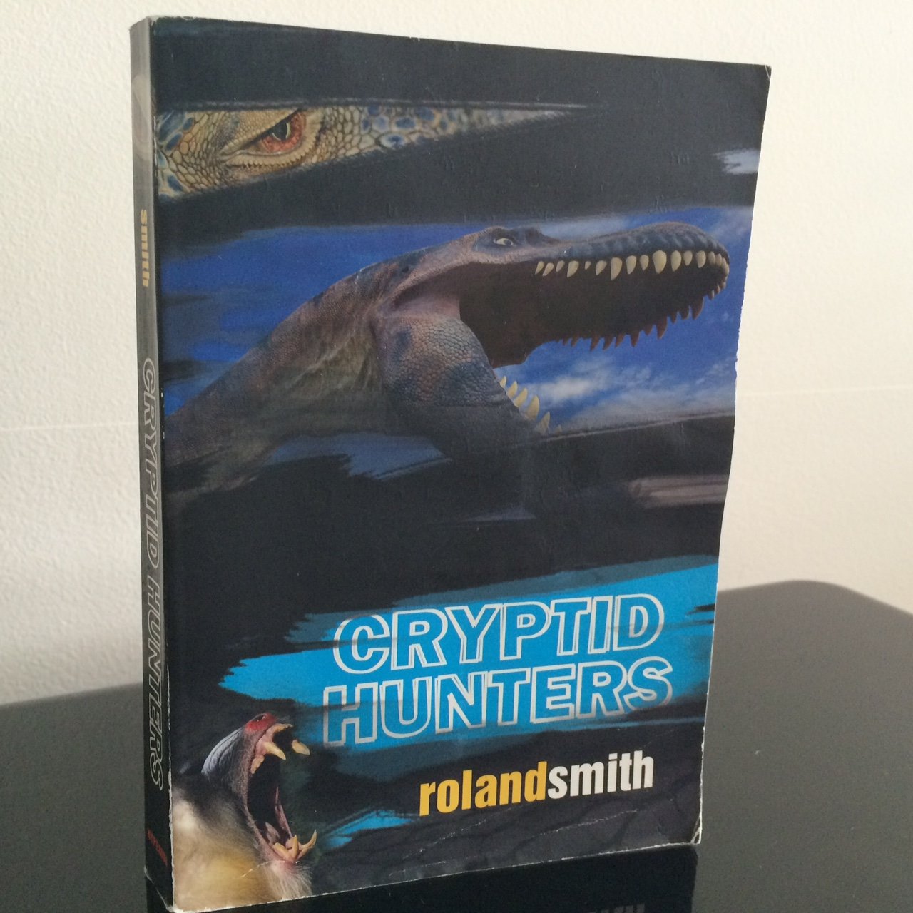 Cryptid Hunters - 8602