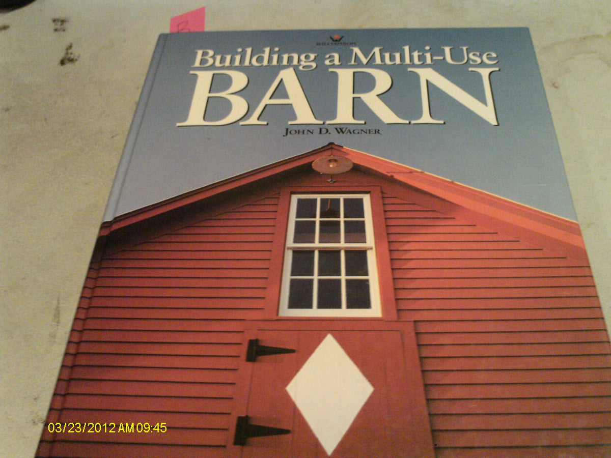 Building a Multi-Use Barn (Hardcover)