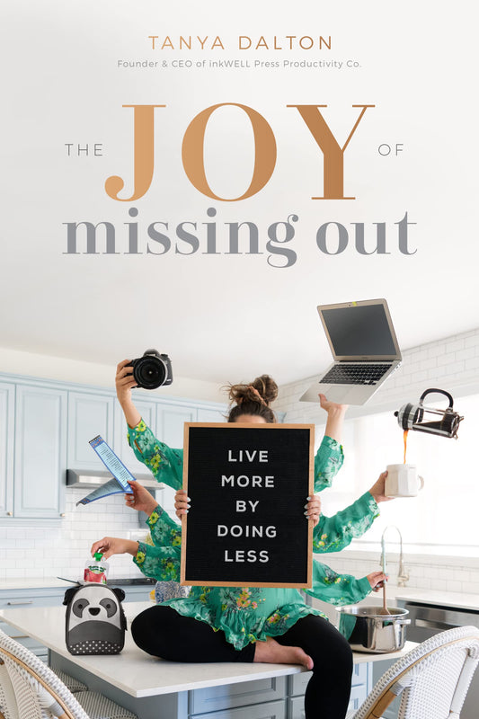 The Joy of Missing Out: Live More by Doing Less - 9140