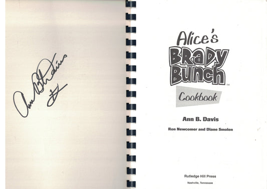 Alice's Brady Bunch CookDavis, Ann B. (1994) Spiral-bound - 93