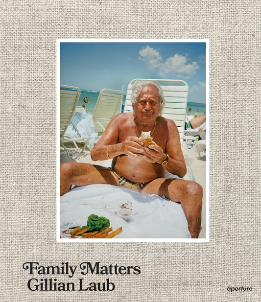 Gillian Laub: Family Matters - 8556